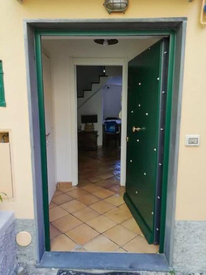 Casa Sulla Spiaggia Di Boccadasse 热那亚 外观 照片