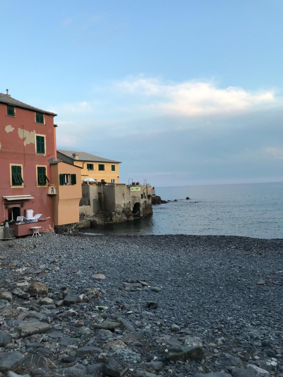 Casa Sulla Spiaggia Di Boccadasse 热那亚 外观 照片
